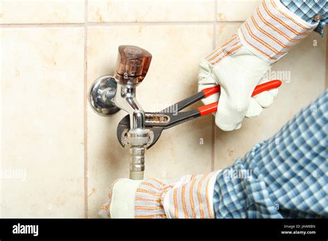 Wasserinstallation hi-res stock photography and images - Alamy