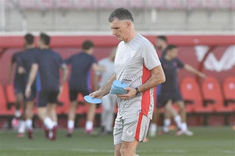 El Primer Entrenamiento De Mendilibar Con El Sevilla Fc