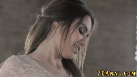 Pretty Babe Gets Butt Fucked