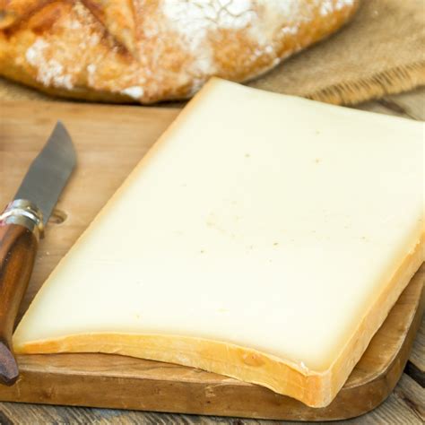 French Cheese Guide: 13 Fromages You Need To Taste Test