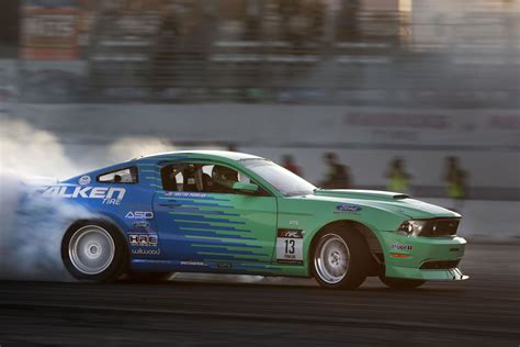 Ford Mustang Gt Drifting Artofit