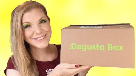 Degusta Box August 2023 Happy Holidays Foodbox Unboxing