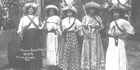 La moda de la mujer mexicana a través de los años