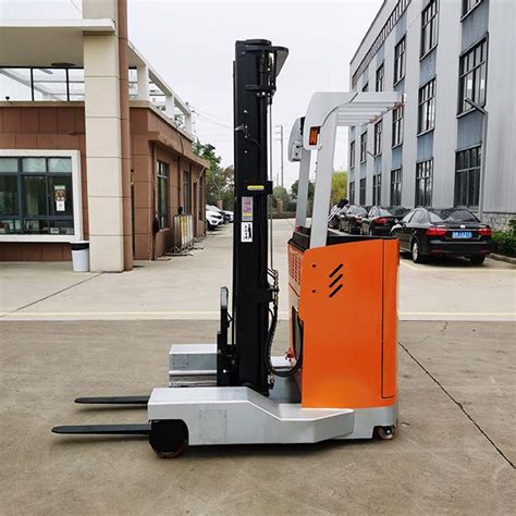 Multidirectional Reach Truck JG Forklift