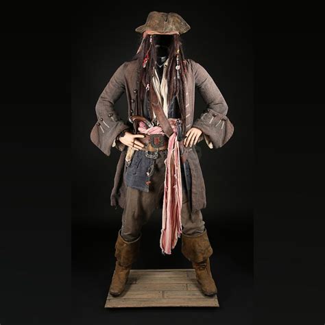 Jack Sparrows Johnny Depp Complete Pirate Costume Display PIRATES