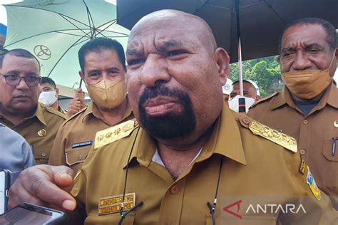 Tokoh Papua Akui Lukas Enembe Gubernur Bukan Kepala Suku Besar Antara