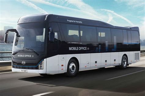 Hyundai turns bus into mobile office - Techzle