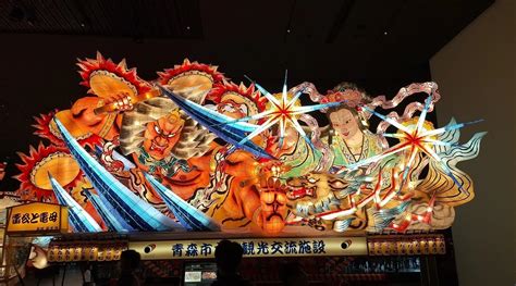 東北三大祭り「青森ねぶた祭」を観光。アウガ新鮮市場でグルメも｜旅行プランは旅色で。