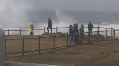 Heavy Swell Slams The Oregon Coast Youtube