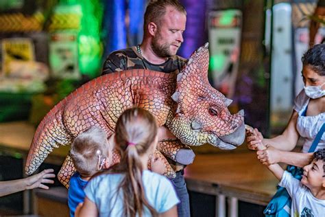 Dino Show in Ihrer Nähe Dinosaurier im Land der Giganten