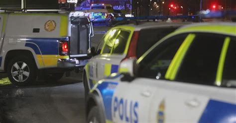 Flera åtalas Efter Mord I Haninge Åklagaren Fel Person Sköts Svt