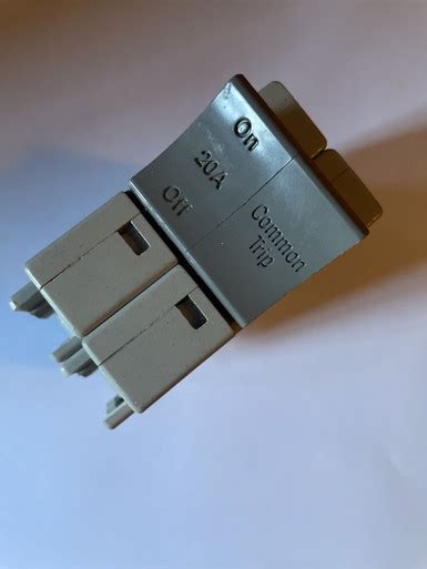 square  sdt trilliant circuit breaker spw industrial