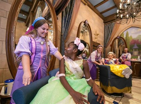 4 Tips And Tricks For Disney World S Bibbidi Bobbidi Boutique