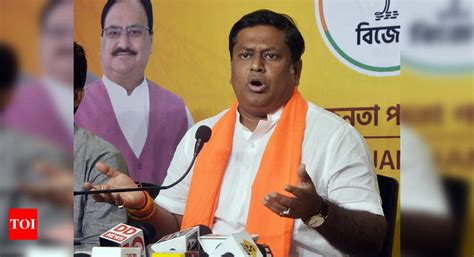 Bengal Bjp Bengal Bjp Leaders Meet Party Officials In Delhi For State