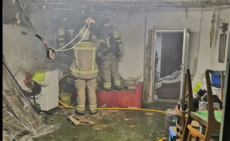 Un Incendio En Una Estufa Calcina Parte De Una Vivienda De Tudela De