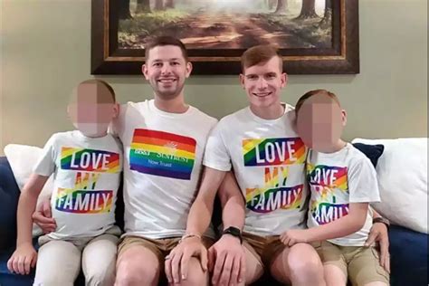 Una pareja gay fue condenada a años de prisión por abusar sexualmente de sus hijos