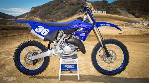 Mxa Video We Test The All New 2022 Yamaha Yz125 Two Stroke Motocross