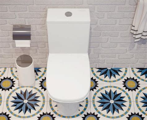 Унитаз "Quadro Luxe" (сиденье микролифт, система антивсплеск)
