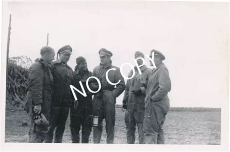 Foto Wk Ii Wehrmacht Soldaten Luftwaffe Uniform Im Gespr Ch H Eur