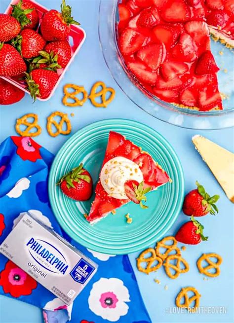 Strawberry Pretzel Salad • Love From The Oven