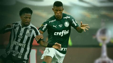 Ao fazer história pelo Palmeiras sob um sol para cada um Danilo