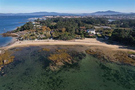 Playa Pasaxe En Vilanova De Arousa