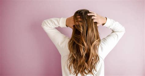 Dile adiós al encrespamiento de tu pelo con estos 4 tips Nueva Mujer