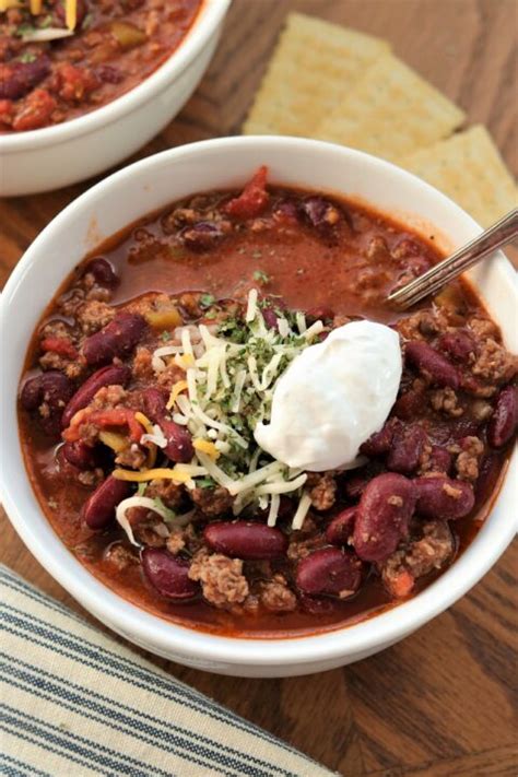 Slow Cooker Chili - My Recipe Treasures