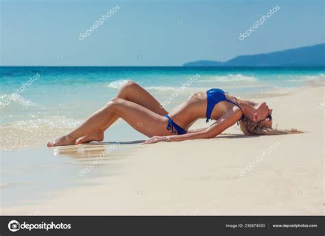 Beautiful Blonde Bikini Beach Enjoys Sun Sea Sexy Slim Woman Stock Photo Yan C Bigmir Net