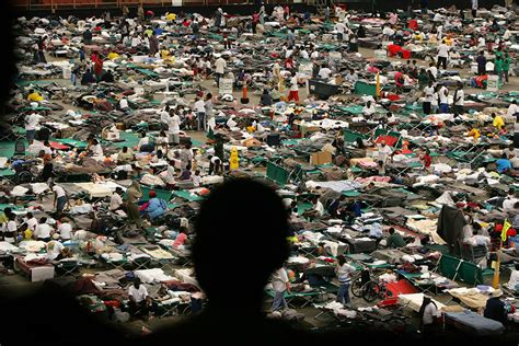 Hurricane Katrina Anniversary 40 Powerful Photos Of New Orleans After