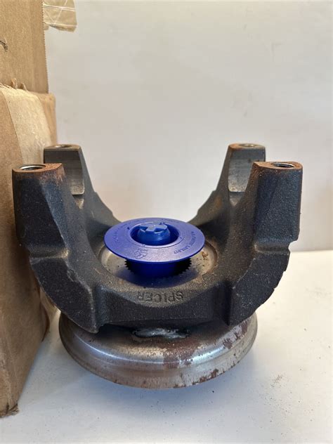 Nos Spicer Half Round End Yoke Dan 6 4 6421 1x Ebay