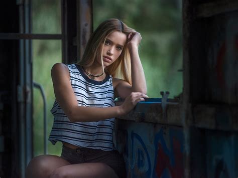 Wallpaper Women Blonde Jean Shorts T Shirt Nose Rings Sitting