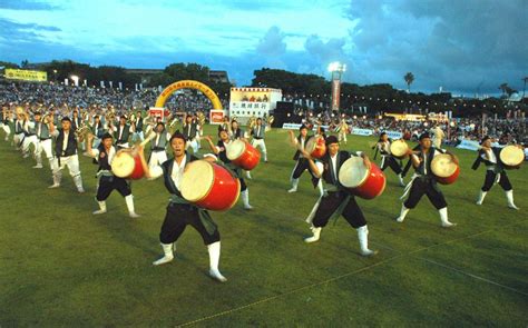 dance   beat   traditional japanese festival stripes okinawa