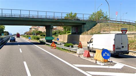 Lavori Sulla Condotta Idrica Chiude Per Mezza Giornata Lo Svincolo