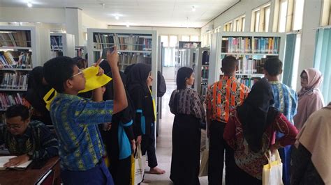 Jalin Kerjasama UPT Perpustakaan Unilak Siap Majukan Perpustakaan SMK