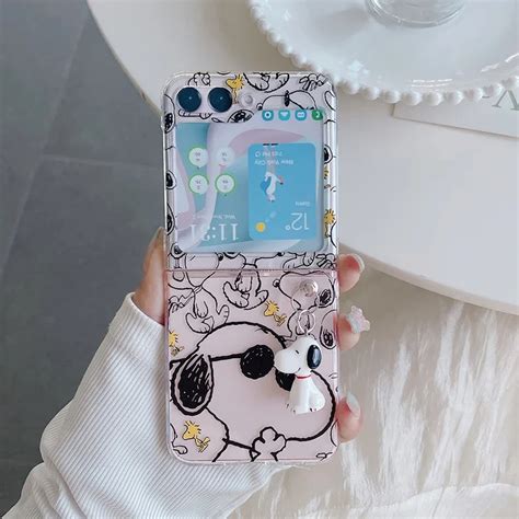 Bonita funda de teléfono transparente con dibujos animados de Snoopy