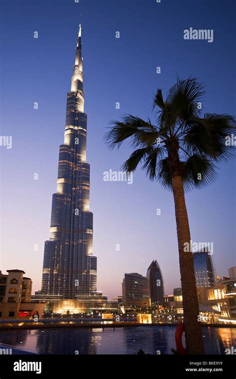 Burj Khalifa plus haut gratte ciel du monde 828 mètres le Burj Dubai