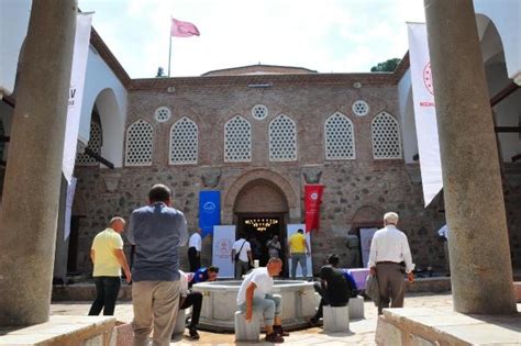 Tarihi Manisa Ulu Camii restorasyonunun ardından tekrar ibadete açıldı