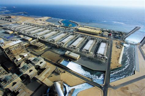 Une Usine De Dessalement De Leau De Mer En Arabie Saoudite