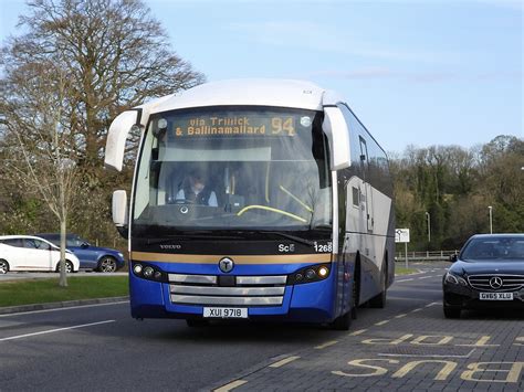 Translink Goldline Volvo B R Sunsundegui Sc Enni Flickr