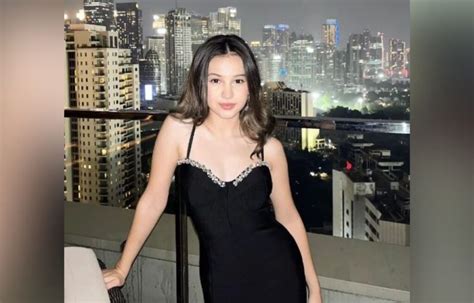 Sandrina Michelle Biodata, Wiki, Age, Height, Parents, Nationality, Net ...