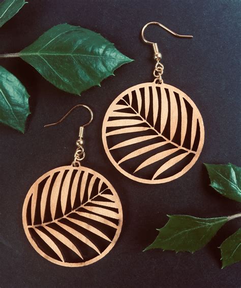 Cherry Wood Earrings Small Palm Leaves Boucles D Oreilles En Bois