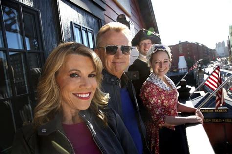 Vanna White Plastic Surgery Photos [Before & After] - Surgery4