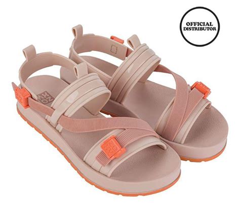 Rekomendasi Merk Sandal Wanita Terbaik Dan Keren Yuk Cek Di Blibli