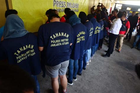 10 Men Jailed For Having Gay Sex PinkNews