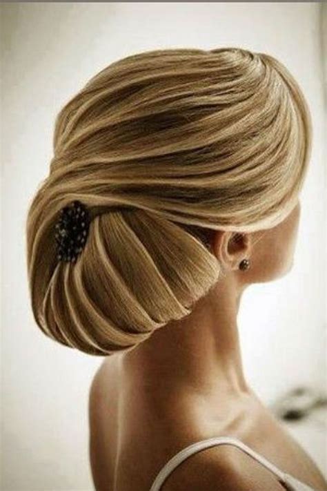 Les Plus Belles Coiffures De Mariage Chignon Mariage Coiffure De