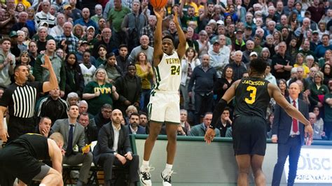 Uvm Men S Basketball Second Half Surge Carries Catamounts Past Umass Lowell