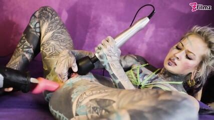 Cute Tattoo Lesbian Sex