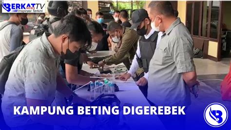 Polisi Bersenjata Lengkap Gerebek Kampung Beting Youtube