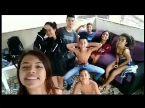 Meninas apanhando da mãe após festa YouTube